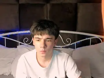 Chaturbate Live Porn of robbie_reyes