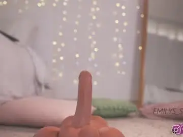Chaturbate Free Live Porn of emilys_scott
