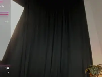Chaturbate Watch Live Sex Cams of delilaah