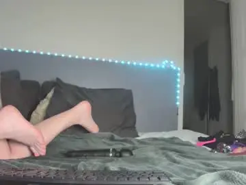 Chaturbate Sex Chat of minitini_squirt
