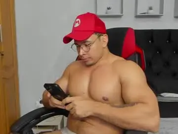 Chaturbate Nude Webcam of tyler_hank1