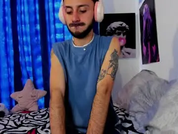 Chaturbate Sex Cam of santi_mateo