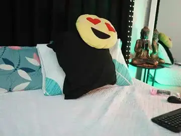 Chaturbate Live Porn of colombia_mommy_
