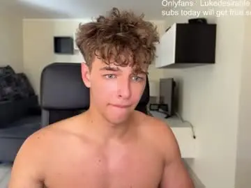 Chaturbate Live Sex of lukedesirable