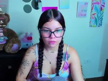 Chaturbate Live Sex of emma_boo_