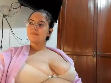 Chaturbate Adult Video Chat of melodyi___