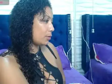 Chaturbate Free Porn Cam of anyelaevansx