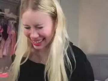 Chaturbate Live Sex Cam of sinfulfairy