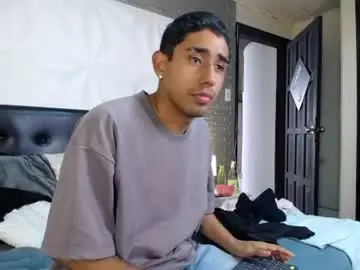 Chaturbate Adult Webcams of isaak_salomee