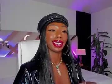 Chaturbate Sex Cam of missemilie1
