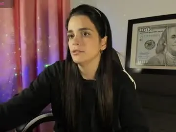 Chaturbate Free Porn Cam of lucianamoreau_