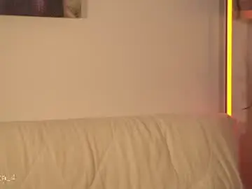 Chaturbate Best live sex cam show of laurita_4
