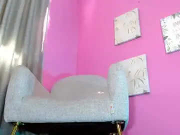 Chaturbate Free Porn Cam of emily_oxx