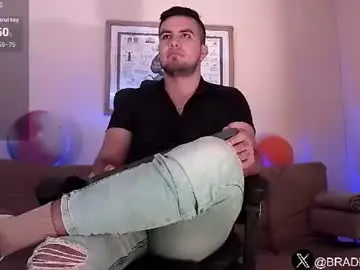 Chaturbate Live Sex Cam of bradleycolton