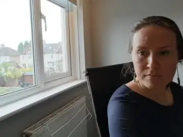 Chaturbate Live Sex Cam of eatmypie69