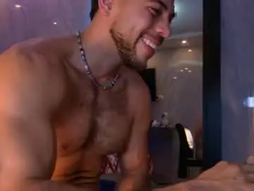 Chaturbate Best live sex cam show of camilowatson