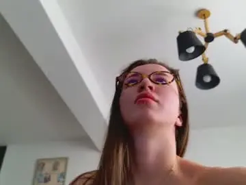 Chaturbate Live Sex Cam of lorennameliyy