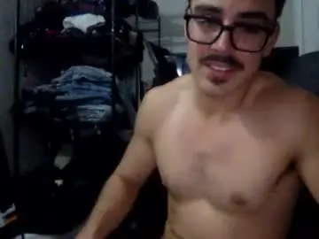 Chaturbate Watch Live Sex Cams of luvrboy77
