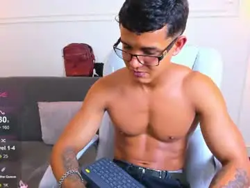 Chaturbate Best live sex cam show of paradise_boy_s