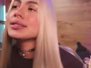 Chaturbate Live Porn of mila_snoow
