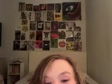Chaturbate Live Sex Cam of declyn2007