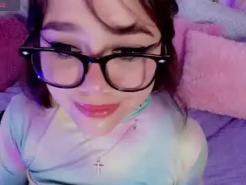 Chaturbate Live Sex Cam of chaarlotte_1