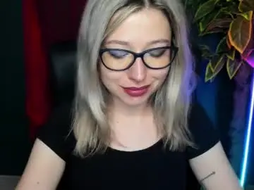 Chaturbate Free Porn Cam of heidi_pleasure