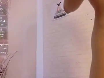Chaturbate Watch Live Sex Cams of lunna__tylor