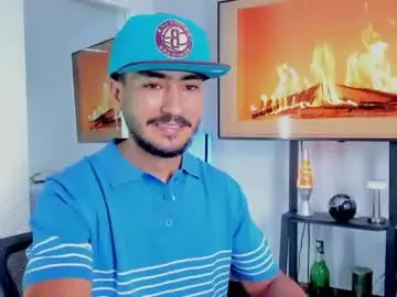 Chaturbate Free Live Porn of david_johnson372