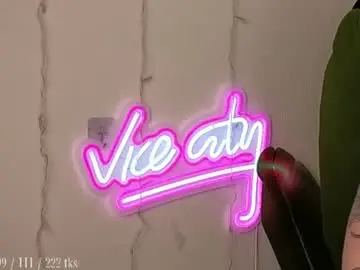 Chaturbate Best live sex cam show of violetvio1ator
