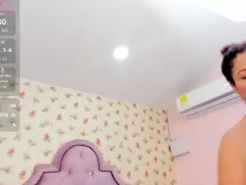 Chaturbate Live Sex Cam of watson_crystal00
