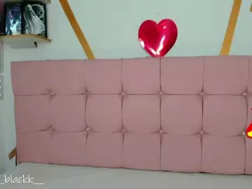 Chaturbate Adult Webcam of luna_blackk_