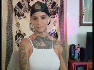 Chaturbate Sex Chat of tattooed_natalia