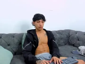 Chaturbate Live Porn of kroywave