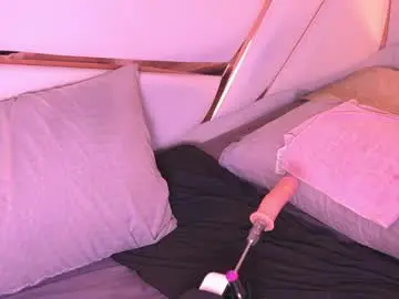 Chaturbate Live Sex of sophie_velvet18