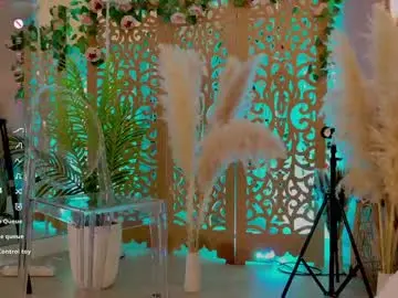 Chaturbate Adult Webcam of smiley_mia_