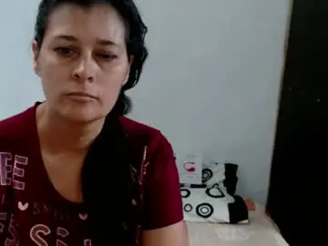 Chaturbate Best live sex cam show of adriana_milf