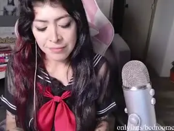 Chaturbate Live Sex Cam of bedroomeyess