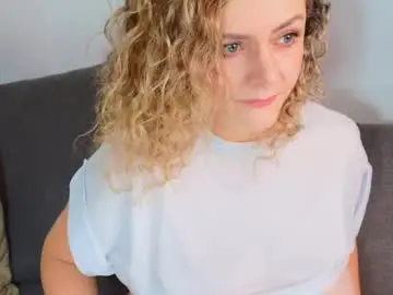 Chaturbate Nude Webcam of _madamemature_
