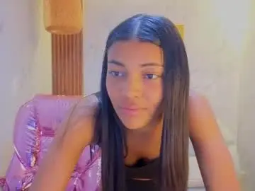 Chaturbate Live Sex Cam of valentina_gomez_s