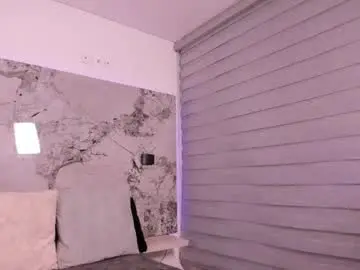 Chaturbate Watch Live Sex Cams of violetta__evans