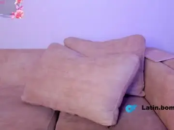 Chaturbate Nude Webcam of cute_molly18