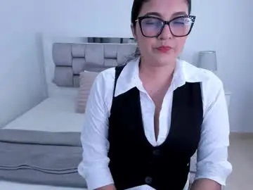 Chaturbate Sex Cam of camila_buitrago