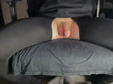 Chaturbate Best live sex cam show of lilbenny05