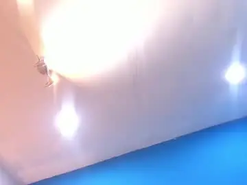 Chaturbate Sex Cam of lily_rousse0