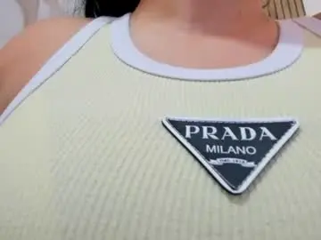 Chaturbate Live Porn of emilia_betancourt0923