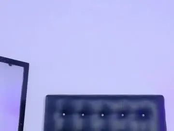 Chaturbate Free Porn Cam of skinny_hottie18