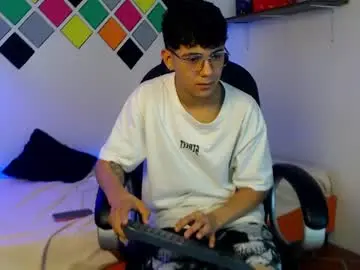 Chaturbate Sex Cam of axel_rose20