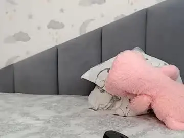 Chaturbate Live Sex Cam of lovellykitty_1