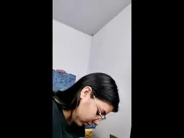 Chaturbate Live Sex Cam of harper_ks1
